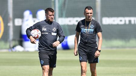 Ceea ce toată lumea bănuia a fost făcut public de Gheoghe Mustață! Liderul galeriei FCSB susține că Mihai Pintilii este doar un antrenor de decor, la fel ca Toni Petrea: „El îi antrenează fizic, alături de Neubert! Echipa vine pe bilețel de la Gigi Becali” | VIDEO EXCLUSIV ProSport Live