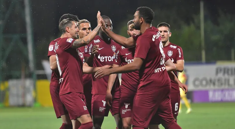 CFR Cluj poate rămâne fără golgeterul echipei! Fotbalistul încă nu a ajuns în cantonamentul din Spania și riscă să fie trecut pe linie moartă de antrenorul Dan Petrescu!