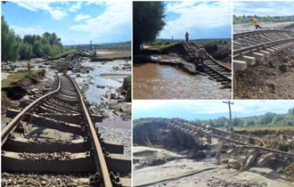 Dezastru pe calea ferată. Tronsonul care leagă Galaţi de Bârlad a fost compet distrus de inundaţiile catastrofale