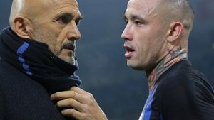 Scandal de proporții cu Nainggolan în prim-plan! Fotbalistul-problemă și-a închis contul de Instagram, își forțează plecarea și e insultat de suporteri. Reacție vehementă a soției: "Dispăreți din Milano, drogaților!"