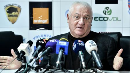 Dumitru Dragomir anunță dezastrul pentru Universitatea Craiova la returul din Champions League cu Levski: „Au o viteză în plus!”