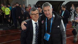 Cum l-a propus Ioan Ovidiu Sabău pe Cristiano Bergodi în locul său: „L-am sunat să-l întreb dacă ar fi interesat să vină”. EXCLUSIV