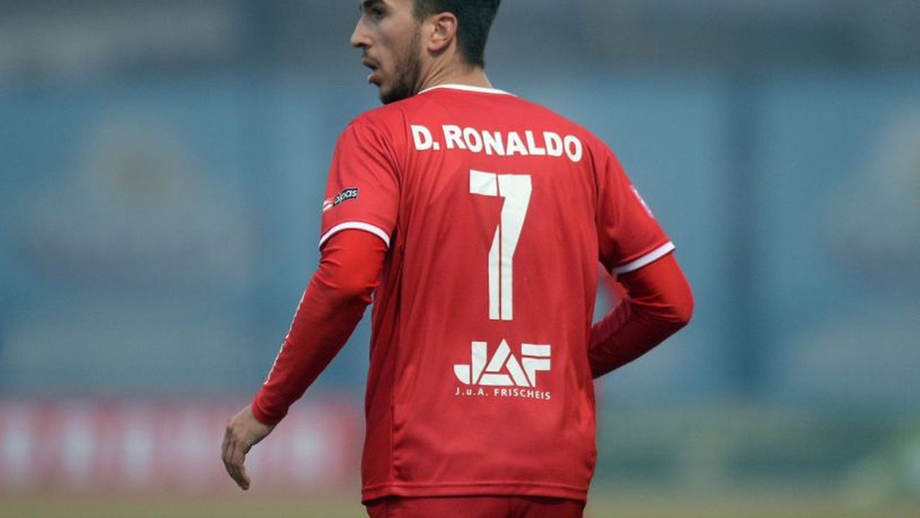 INTERVIU | Ronaldo Deaconu, singurul român din campionatul croat: "Roy Makaay și Patrick Kluivert mă strigau Hagi" + Cum a ratat transferul la Dinamo, influența tatălui și cum a fost prezentat de două ori la NK Gorica, o dată cu 13 pe tricou, apoi cu 7!
