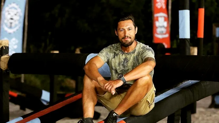 Daniel Pavel, prezentatorul ”Survivor România”, s-a logodit. ”A decis să îmi poarte inelul”