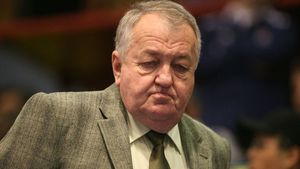 Gavrilescu se retrage de la conducerea Oltchimului