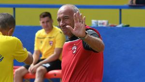 Legendarul Ionel Augustin e convins că i-a fost dat să devină fotbalist: „Cred în destin!”. Coincidențele care l-au urmărit toată cariera. VIDEO