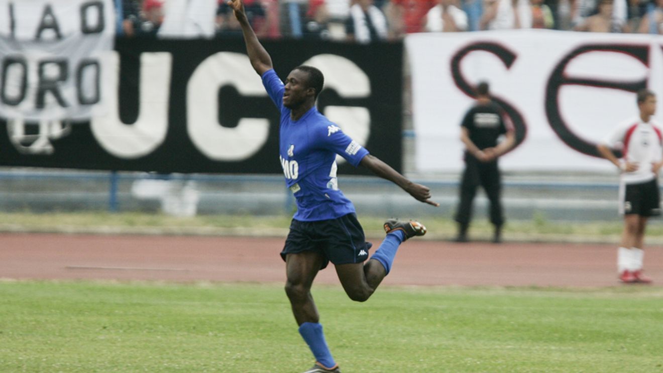 EXCLUSIV / Djakpa , la Bayer  Leverkusen