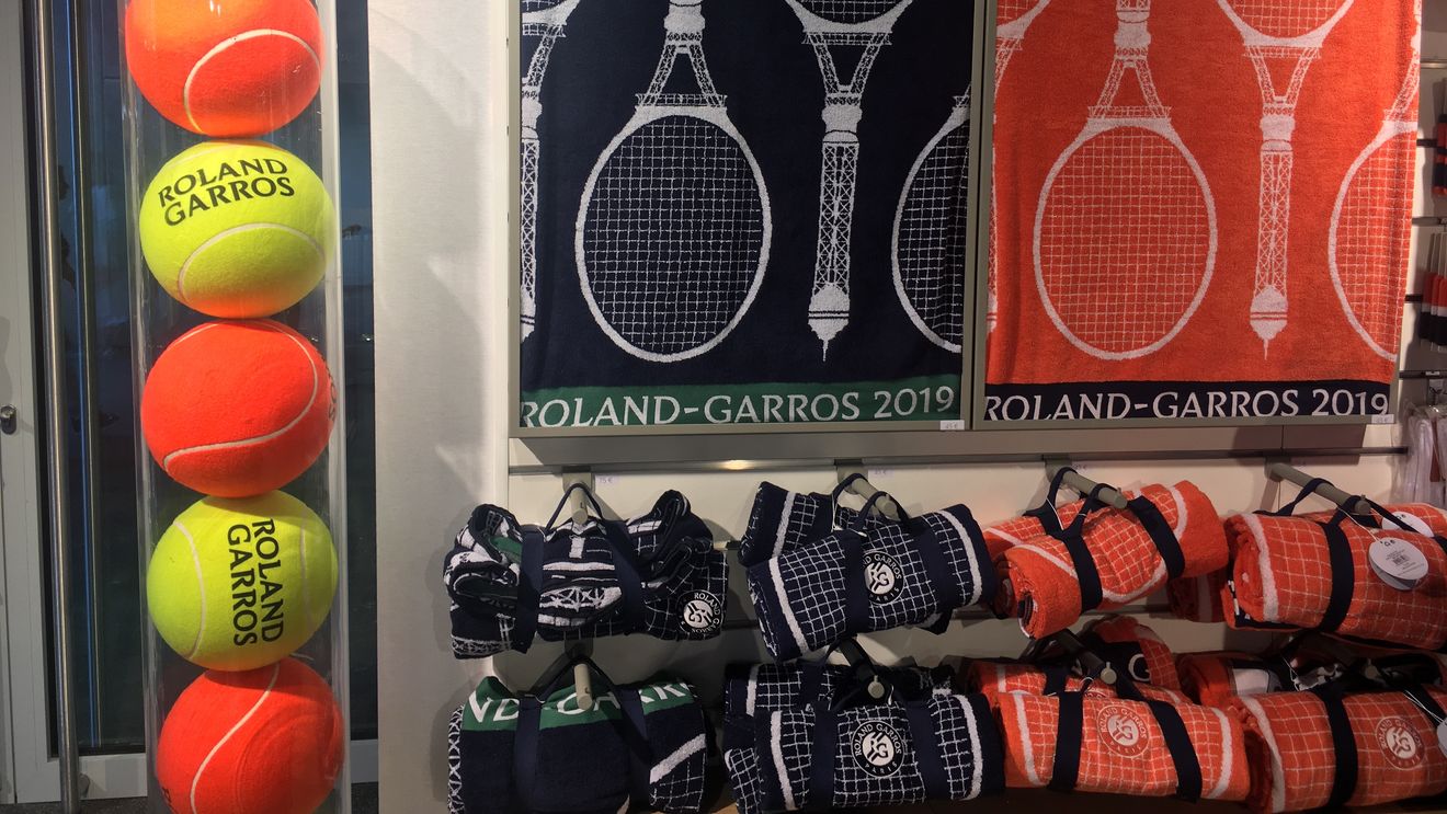 La shopping la Roland Garros 2019. Cum arată laboratorul de făcut bani al turneului de la Paris | GALERIE FOTO