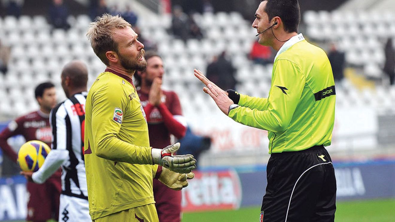 Fotbal "penal". 19 jucători au fost suspendați de Federația italiană. Urmează nume mari?