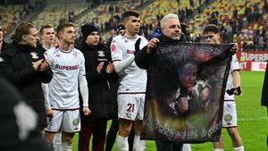 S-a certat cu Marius Şumudică şi acum a venit anunțul oficial: pleacă de la Rapid! „Nu e de la acel episod”