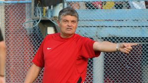 Andone: "CFR Cluj e favorită cu Steaua"