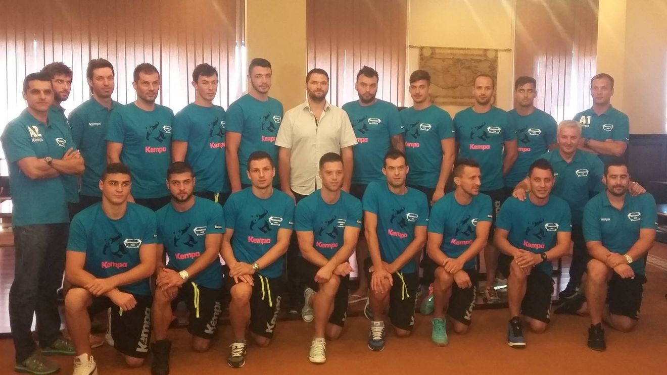 Constanța a renunțat la echipa HCM din Liga Națională, dar s-a înscris cu două "trupe" în Divizia A, HC Dobrogea și HC Farul