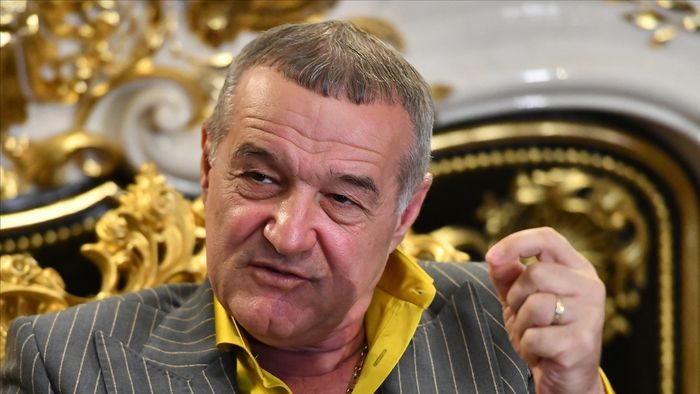 Gigi Becali e all-in pentru transferul lui Louis Munteanu. Bomba de la miezul nopții: „De 4 ani nu duce viață sportivă”