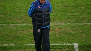 Lăcătuș se dezice de ceilalți steliști: "Nu din cauza barei nu a dat Surdu gol"