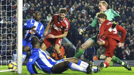 Exista viață și după Petrescu!** „Unirea poate trece de Liverpool!"