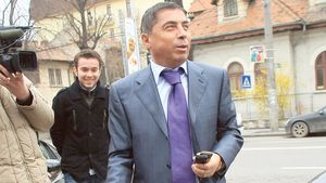 Dinamo, datoare 15 milioane de euro