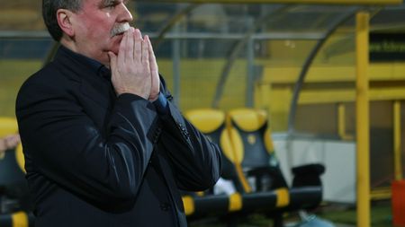 "La Brașov n-am altă putere decât de a comenta!** Eu nu sunt Steaua!"