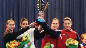 Argint cu trofeu de aur! Echipa feminină de spadă Steaua punctează din nou