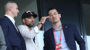 Dezastru financiar pentru FRF: ratarea calificării la Euro ar lăsa în aer "managementul" lui Burleanu. Cele 6,5 milioane de euro găsite în conturi în 2014 s-au terminat