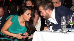 Van der Vaart a postat pe twitter imagini cu el și fosta soție a lui Boulahrouz