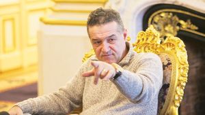 Game over pentru "pokeriști"!** Becali a anunțat amenzi URIAȘE pentru cei care mai merg în cazinouri!