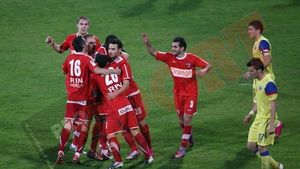 Avocatul "diavolului"!** "Apostol nu a vrut sa facă henț! Dinamo a jucat slab, Steaua arată bine"