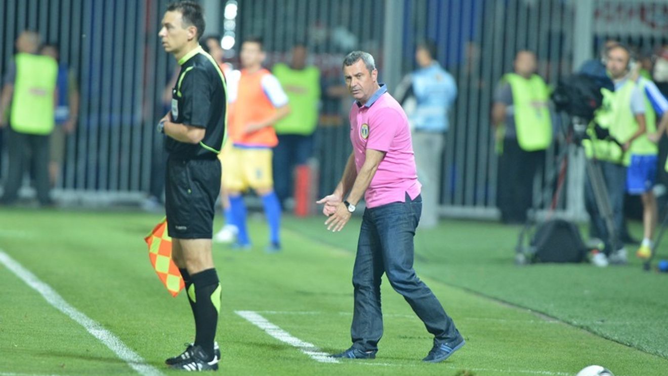 Rednic, înlocuit cu Grigoraș! A vrut să-l scoată din echipă și pe Felgueiras. Motivele pentru care "Puriul" pleacă