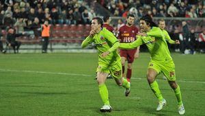 "Toată lumea spune că Steaua are probleme, **dar e la doar 3 puncte de primul loc!"