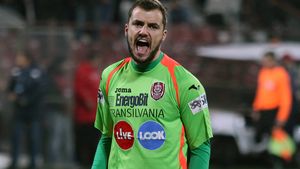 Reacția lui Felgueiras după ce s-a aflat despre negocierile cu CS U Craiova! Portughezul a făcut anunțul: "Trebuie să le arăt respect"