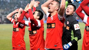 Bumba și-a reziliat contractul cu Dinamo: "N-am putut să-i asigurăm asta". Mutu a anunțat că a redeschis mercato | EXCLUSIV Un dinamovist liber de contract poate reveni în "Ștefan cel Mare"