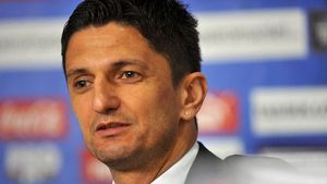 Din Qatar, Lucescu jr. desființează fotbalul românesc:** "Jucătorilor le lipsește educația!"
