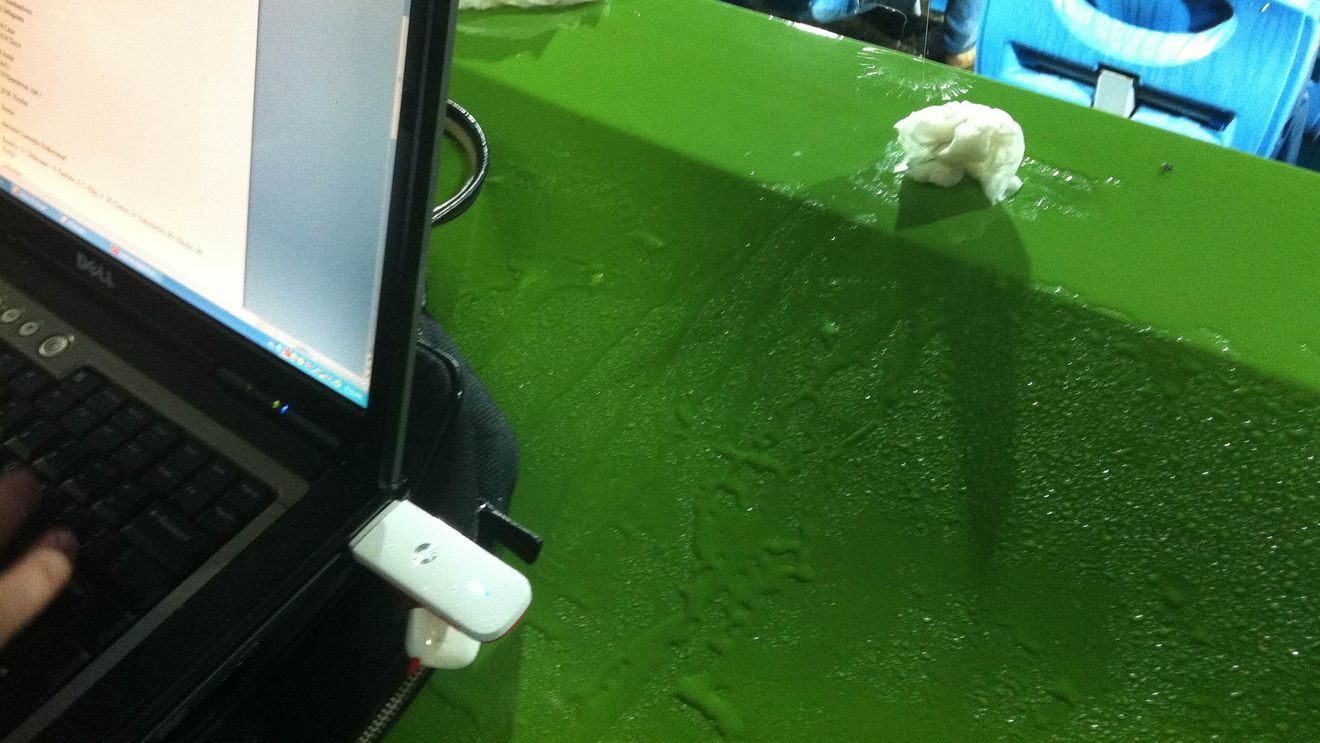 FOTO Condiții de "lux" pe arena din Vaslui! Cum arată masa presei înainte de derby-ul Vaslui - Steaua