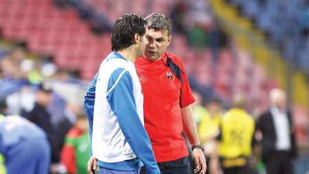 Olăroiu rămâne fan Dică:** "O să cred în el și după ce o să se lase! Va fi motorul echipei"