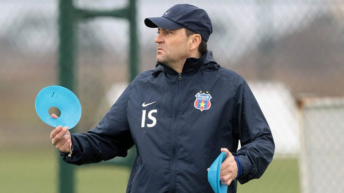 Cum l-a descoperit Ajax pe Chivu?** Un reportaj special din inima firmei în care-și pun baza Pep și Mourinho! În Liga I, doar Steaua apelează la ei