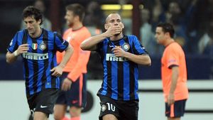 Sneijder nu merge la Real: "Rămân la Inter și sezonul viitor!"