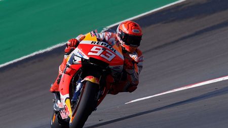 Marc Marquez, revenire spectaculoasă în Moto GP, după nouă luni de absență. Campionul mondial a uimit deja în Marele Premiu al Portugaliei | VIDEO