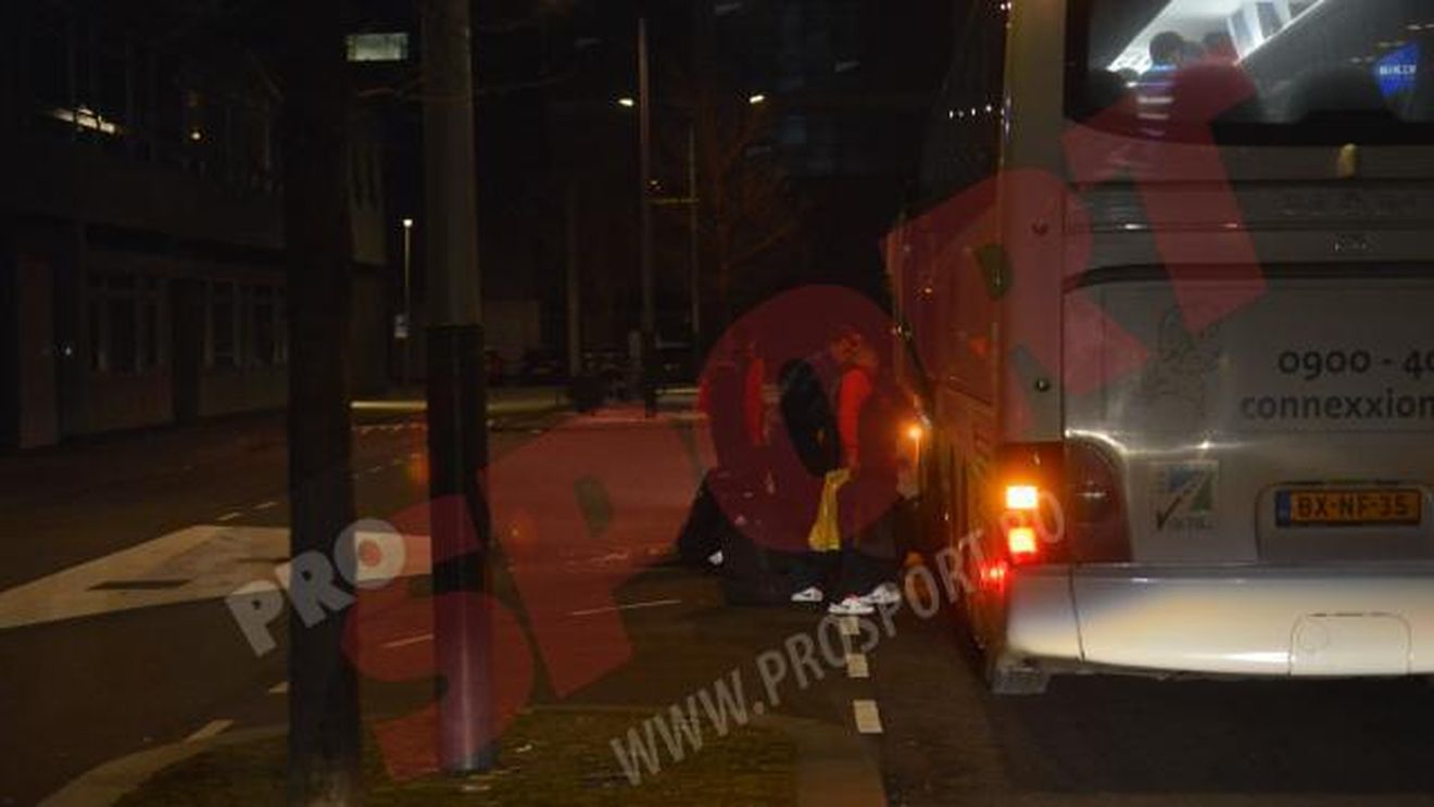 Decizie de ultim moment luată de Reghe!** FOTO Steliștii s-au mutat în noapte!  Unde vor pregăti roș-albaștrii partida cu Ajax