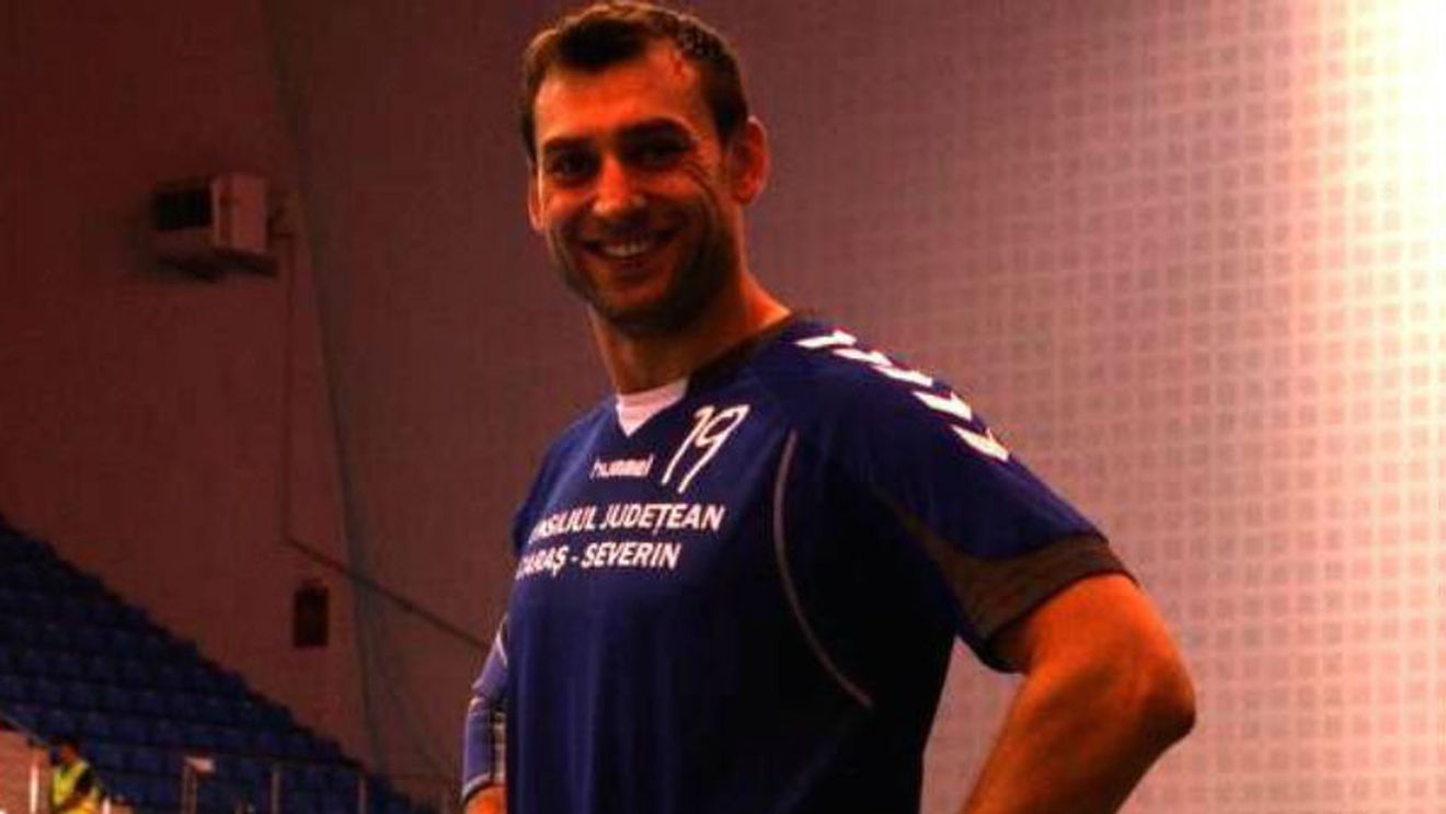 Prima echipă cu nume de jucător promovată în Liga 1 din România. Proiectul pornit de la zero de doi foști mari internaționali