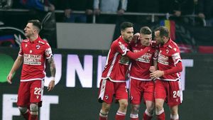 Gigi Mulțescu a dezvăluit câți jucători așteaptă la Dinamo și a surprins pe toată lumea: „Eu am prezentat o listă, dar niciunul nu a corespuns! Să aleagă ei”