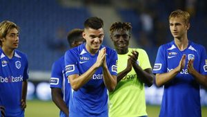 "Hagi, erou imediat. Ce mod de a te prezenta!". Presa belgiană l-a ridicat în slăvi pe Ianis, după ce a înscris la prima atingere de balon pentru Genk