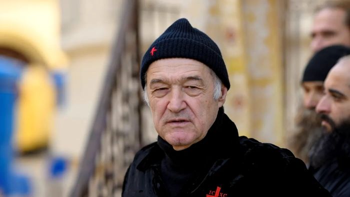 „Vin Becaliștii la putere! Taca, taca, taca”. Gigi Becali, discurs halucinant despre legile pe care vrea să le treacă în Parlamentul României