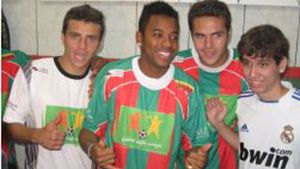Motive de bucurie pentru Steaua! Moraes e într-o formă de zile mari!** A dat 3 goluri într-un amical împotriva echipei amicului Robinho