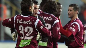 INCREDIBIL! CFR Cluj, șantajată de Sandu, din cauza unui jucător care i-a răspuns!** Fotbalistul, pedepsit dur! Cum a fost scos un titular din istoria Ligii I