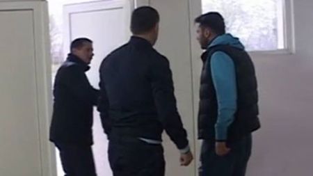 Cât contează 700 de lei în fotbalul din România! Un jucător l-a pândit pe președinte până după meci, apoi a izbucnit Ce a urmat