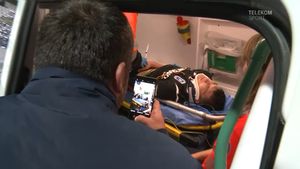 VIDEO | Umor negru. Un oficial al oltenilor, cuvinte fabuloase pentru Mihăilă: "Te-ai lovit și ai fost un pic inconștient"