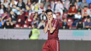 Dan Petrescu și-a pedepsit unul dintre titulari la meciul cu Dinamo! De ce a dispărut din primul "11" fotbalistul apreciat de Vasile Miriuță