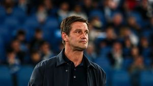 Prima zi a lui Chivu la Inter. Dimineața o „rupe” definitiv cu Parma, la amiază va conduce antrenamentul de la Appiano