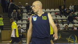 Vijelia Vujacic mătură tot în cale!** BCM U Pitești-BC Timișoara 83-69