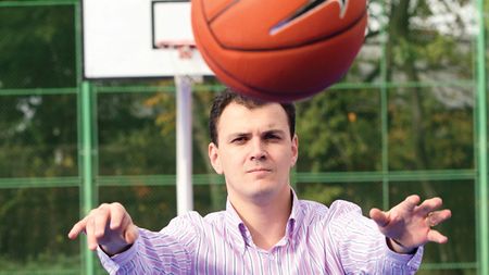 Ghiță, de la baschet la televiziune