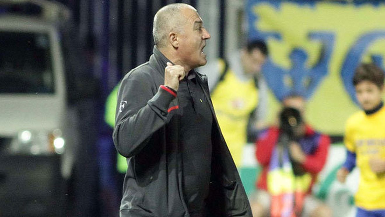 ȘOC la Pandurii!** Petre Grigoraș se simte "lucrat" de conducere după ultima achiziție: 'Vor să mă îndepărteze' Cine îi poate lua locul: